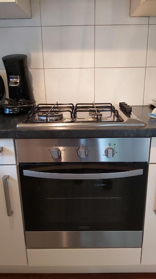 Comfortabel En Gezellig Familie Chalet Tot 6 Personen Op De Veluwe Bungalowpark De Kern Пюттен Экстерьер фото