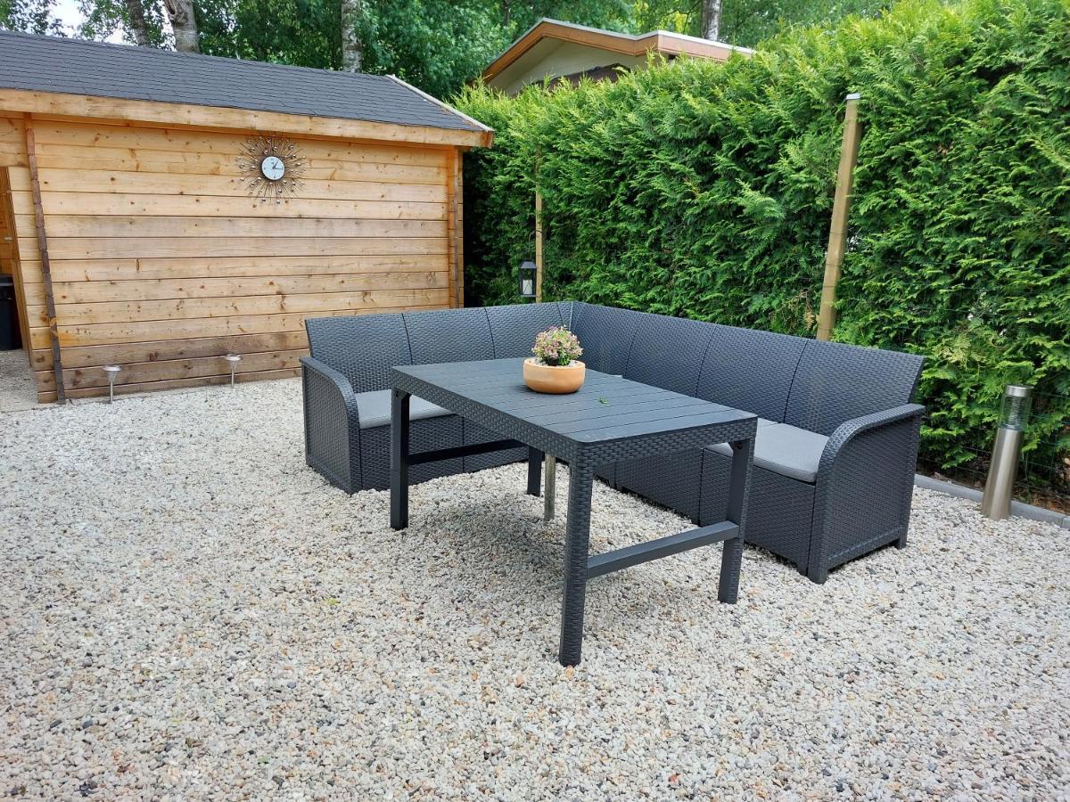 Comfortabel En Gezellig Familie Chalet Tot 6 Personen Op De Veluwe Bungalowpark De Kern Пюттен Экстерьер фото